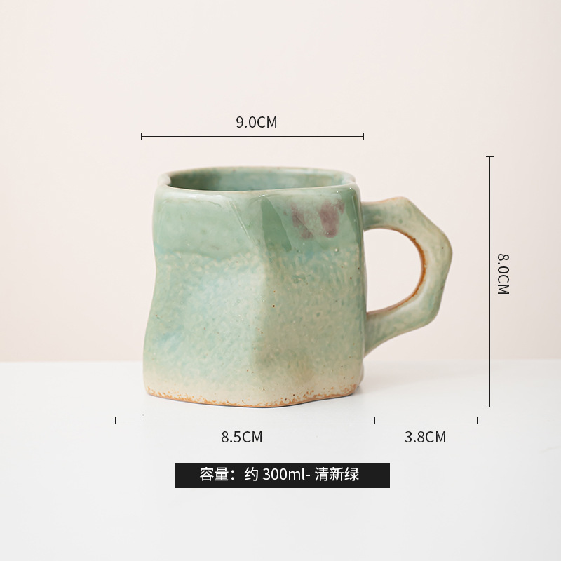 Taza de café japonesa Taza de estilo europeo Taza de desayuno retro para el hogar Taza de agua de pareja de cerámica con personalidad exquisita y hermosa