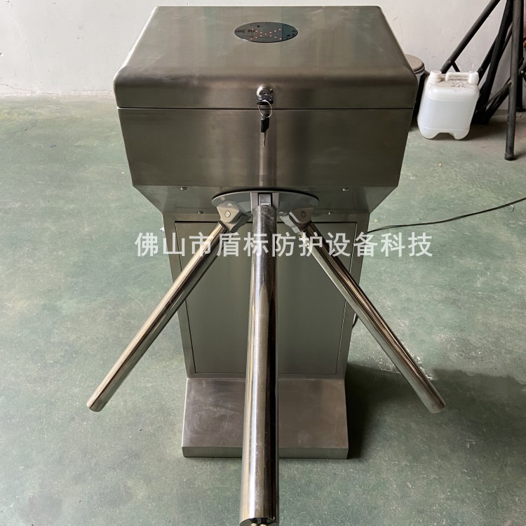 机械式手动单向三杆转闸 单向出口闸 三叉门闸 无网无电单向门禁