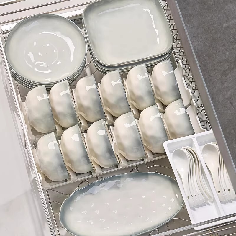 New 2026 ceramic tableware set, including bowls and plates, with underglaze designs, suitable for home use, and available for wholesale as a set for housewarming gifts New 2026 ceramic tableware set, including bowls and plates, with underglaze designs, suitable for home use, and available for wholesale as a set for housewarming gifts