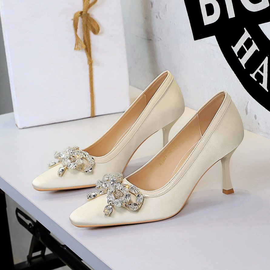 322-H19 European And American Style Sexy Fashion Party Rhinestone Bow Small Square Toe Shallow High Heel Women's Shoes_vogvips.com