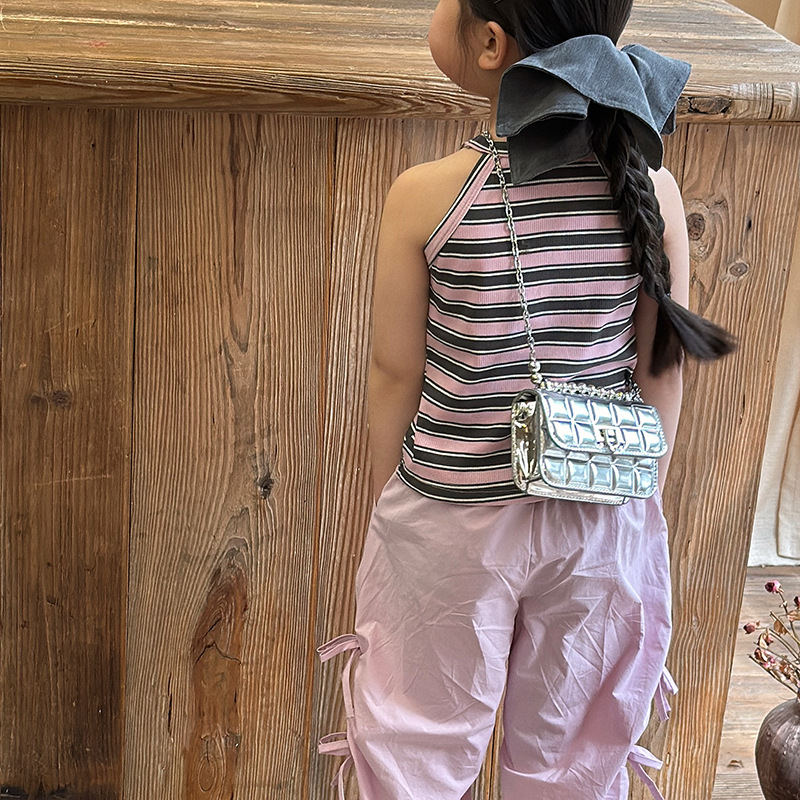 Bolso de hombro para niños y niñas de color sólido, bolso de cadena de bebé brillante de charol de moda 2025 nuevo mini bolso para niños