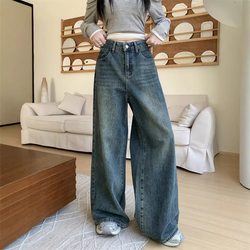 American Retro High-Waisted Slimming Straight-Leg Jeans for Women, New Spring and Autumn Style, Loose and Relaxed Floor-Length Wide-Leg Pants American Retro High-Waisted Slimming Straight-Leg Jeans for Women, New Spring and Autumn Style, Loose and Relaxed Floor-Length Wide-Leg Pants