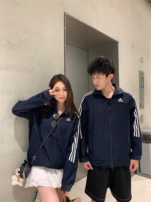 QQ糖国版三条杠刺绣外套休闲运动装男女长袖百搭情侣时尚拼接夹克|undefined