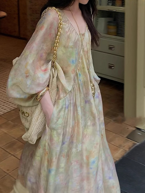 ハイエンドカジュアルレトロルーズロングVネックバットスリーブニッチドレスフレンチミッドスリーブAラインロングスカート女性用|undefined