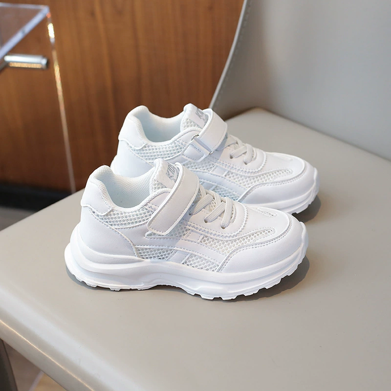 Детская маленькая белая обувь мужская и женская детская обувь летом 2024 новый сетчатый полый дышащий детский бег кроссовки