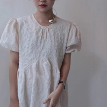 2023夏季新款短袖小众设计肌理感泡泡袖减龄娃娃连衣裙时尚