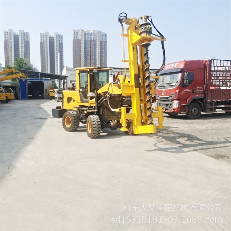 液压电线杆挖坑机 农网电杆打眼机 装载机改装光伏打桩机