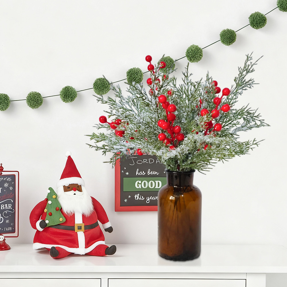 Amazonas imitación de pinos y cipredes ramo ramo floral de bayas rojas DIY decoración floral Navidad pinos adornos de mesa de comedor en el hogar