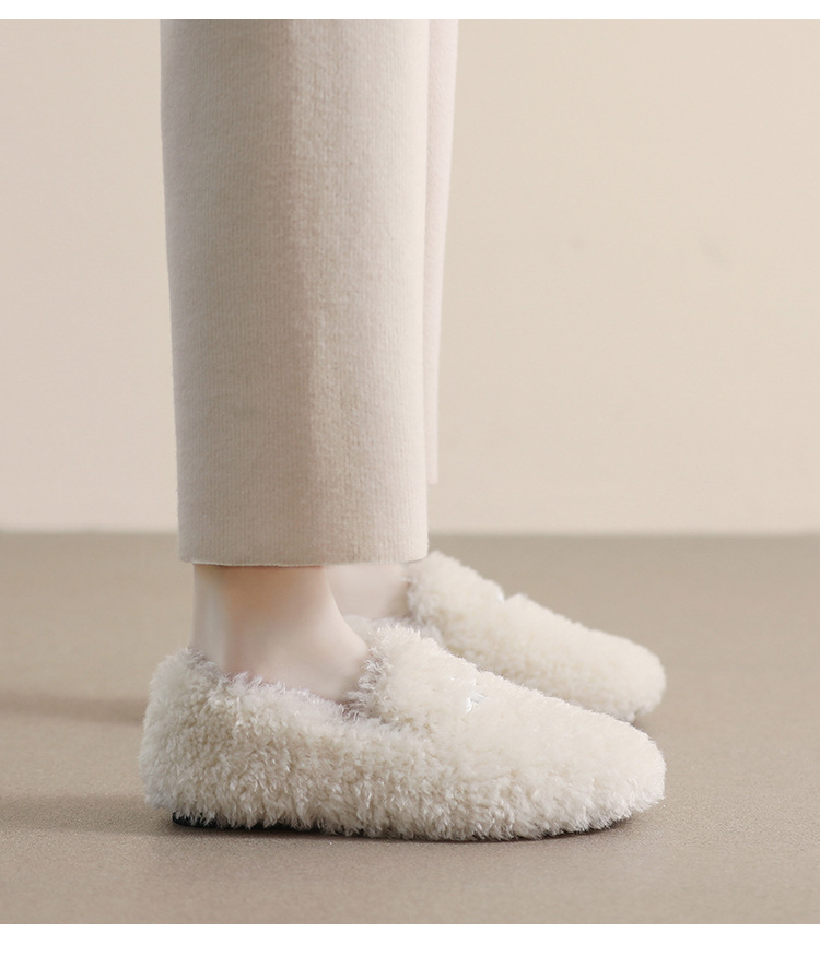 Pantofole basse da donna in peluche con punta tonda_voghion.com