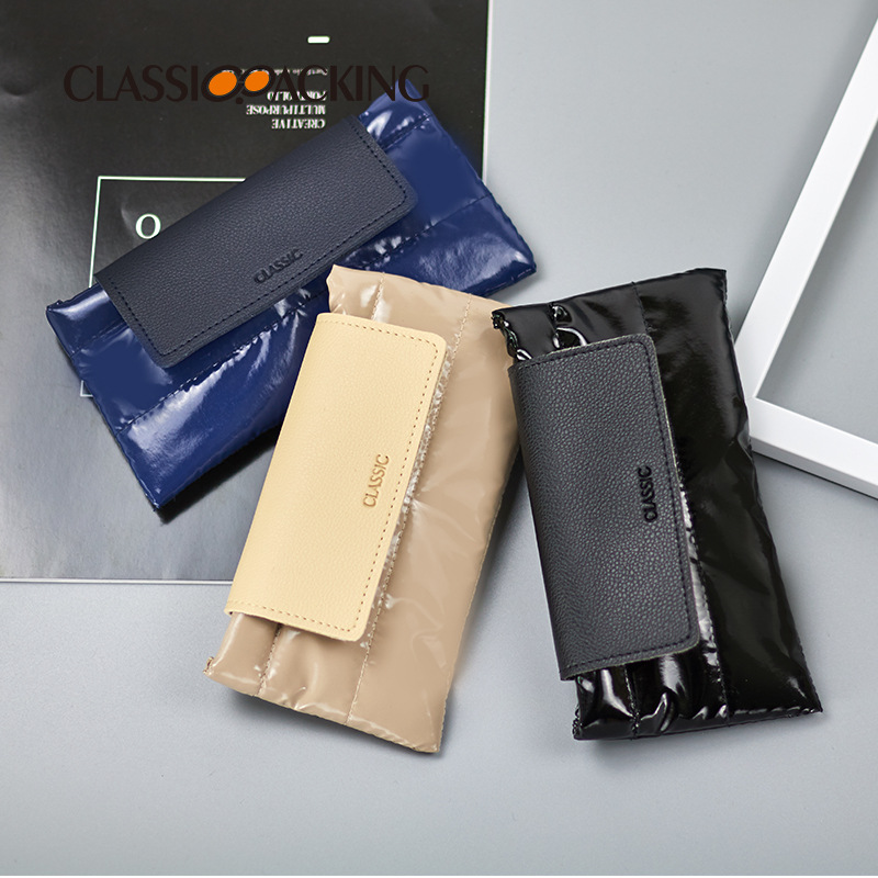 New autumn/winter down-filled flap bag, data cable bag, miscellaneous storage bag, exquisite and portable small bag, lipstick bag