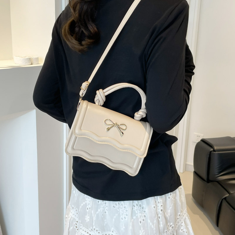 Retro Trendy Solid Color Small Square Handbag, Simple and Fashionable Casual Bowknot Shoulder Crossbody Bag