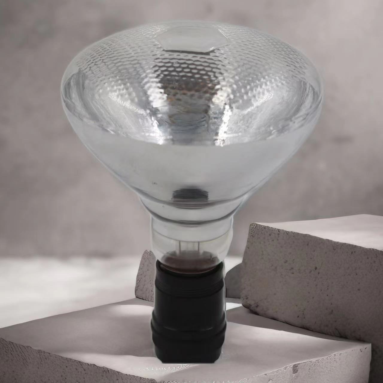 Mottled far-infrared heat lamp, infrared piglet heating lamp, waterproof heating lamp for bathroom heaters.