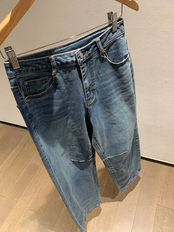 j*nby25早秋牛仔裤弯刀宽松量感阔腿高腰直筒设计牛仔裤|undefined