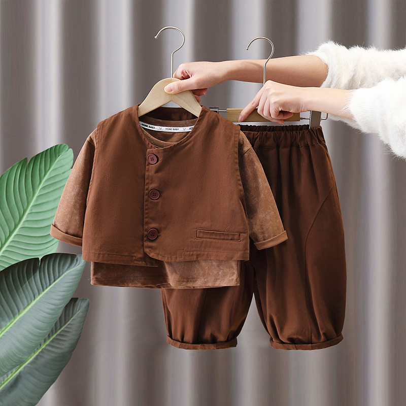 7610 traje de primavera para niños 2025 nuevo chaleco de primavera y otoño para niños de tres piezas ropa de primavera para niños de estilo occidental