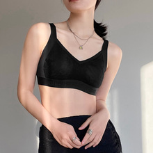 特价飞天背心舒适透气镂空字母蕾丝拼接女士内衣裤宽肩带文胸套装