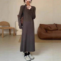 韩版宽松遮肉百搭针织连衣裙女秋冬新款时尚减龄休闲打底毛衣长裙