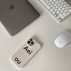 シンプルなインスタ風レトロなデザイン、Apple 17、iPhone 16 Pro Max、iPhone 11、iPhone X/14対応のフィルム風文字入りスマホケース