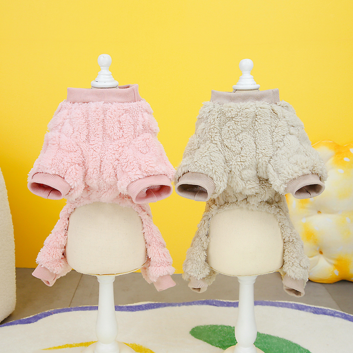 Ropa de perro mascota ropa de terciopelo de cuatro patas para mascotas ropa de perro para mascotas Otoño e Invierno Nuevo 23 ropa de terciopelo de la torcedura del Ártico