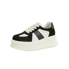 2025秋季鞋子新款厚底面包鞋女复古休闲运动百搭透气增高板鞋女鞋