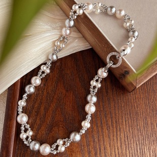 Autumn and Winter Retro Guofeng high quality Shi Zhengyuan Strong Light Home Pearl Clavicle Chain Double-layer Design Sense Neck Chain
