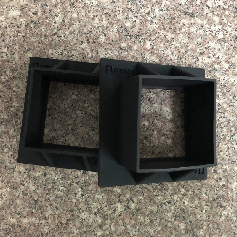 Поставка квадратной уплотнительной прокладки из силиконовой резины, противоударной и амортизирующей резиновой прокладки, резиновой втулки.