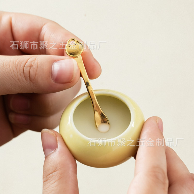 Ruyi Spoon Mini Alloy Small Spoon, Golden Balm Spoon, Popular Among Influencers, Same Style as Celebrity's Balm, Wholesale from Manufacturer