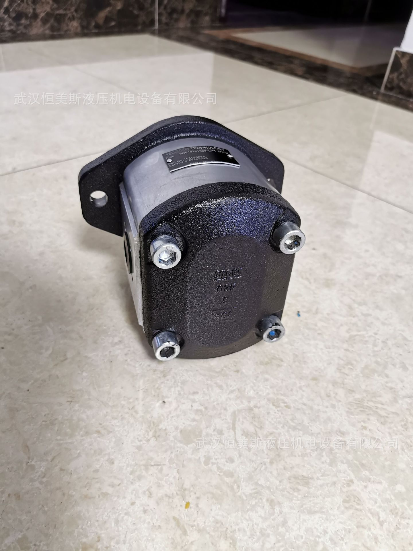 德国HYDAC贺德克齿轮油泵PGE104-200-RAS1/1-N-XXXX