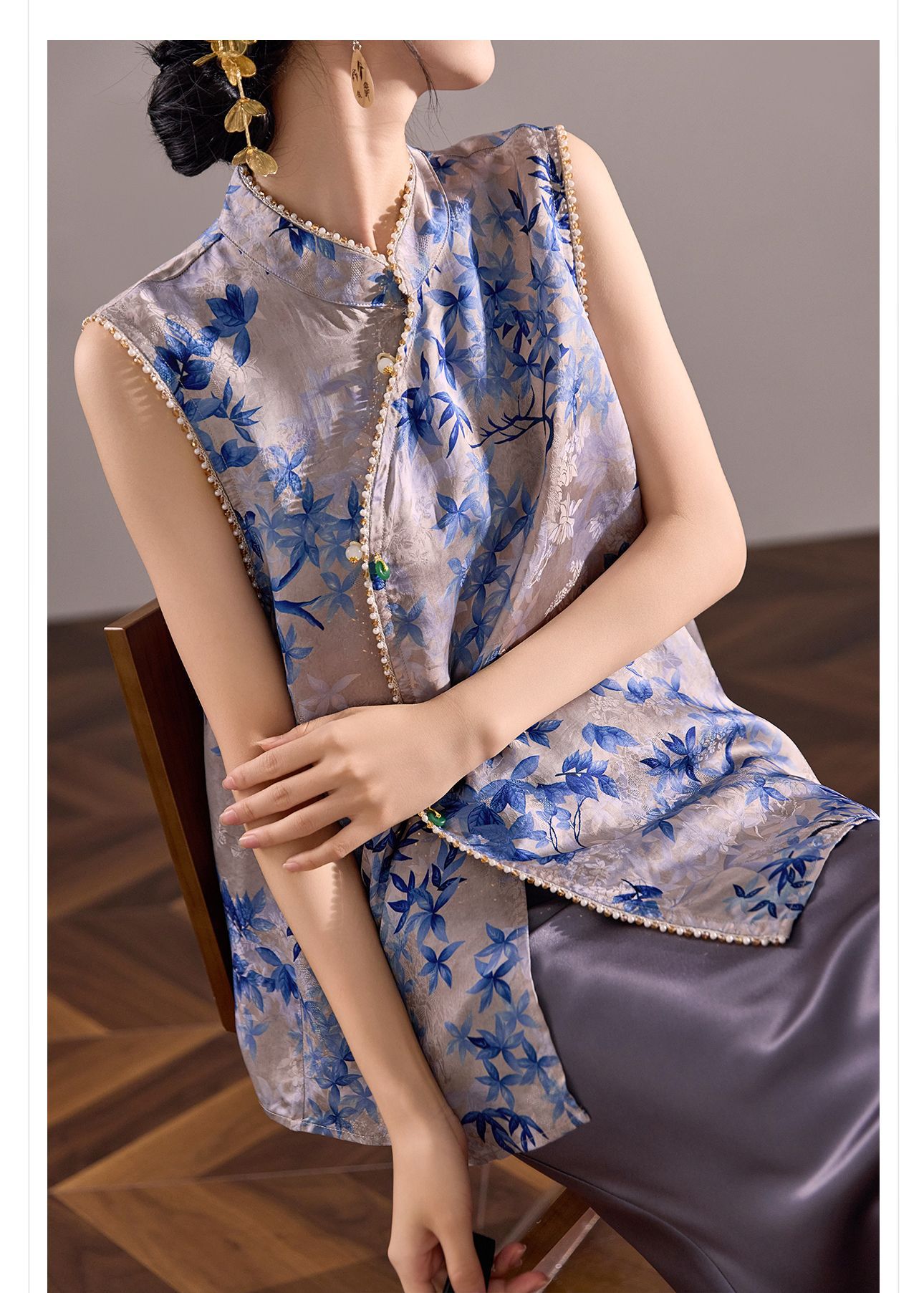 Áo vest gile nữ cổ đứng không tay phong cách cổ điển Trung Hoa, đính chuỗi hạt, mùa hè M8035 — màu xanh chi tiết 2