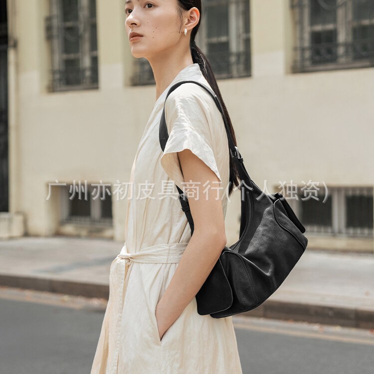 Qiu Zhen Xiaoyao Toast Bag Vegetable-Tanned Sheepskin Leather Casual Retro Shoulder Crossbody Bag For Women Large Capacity Commuter Bag