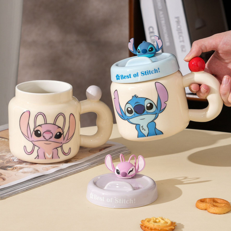 Auténtica licencia Stitch tazas de cerámica con tapa, tazas de cerámica con tapa, copas de agua de fiesta de la diosa, tazas domésticas de dormitorio