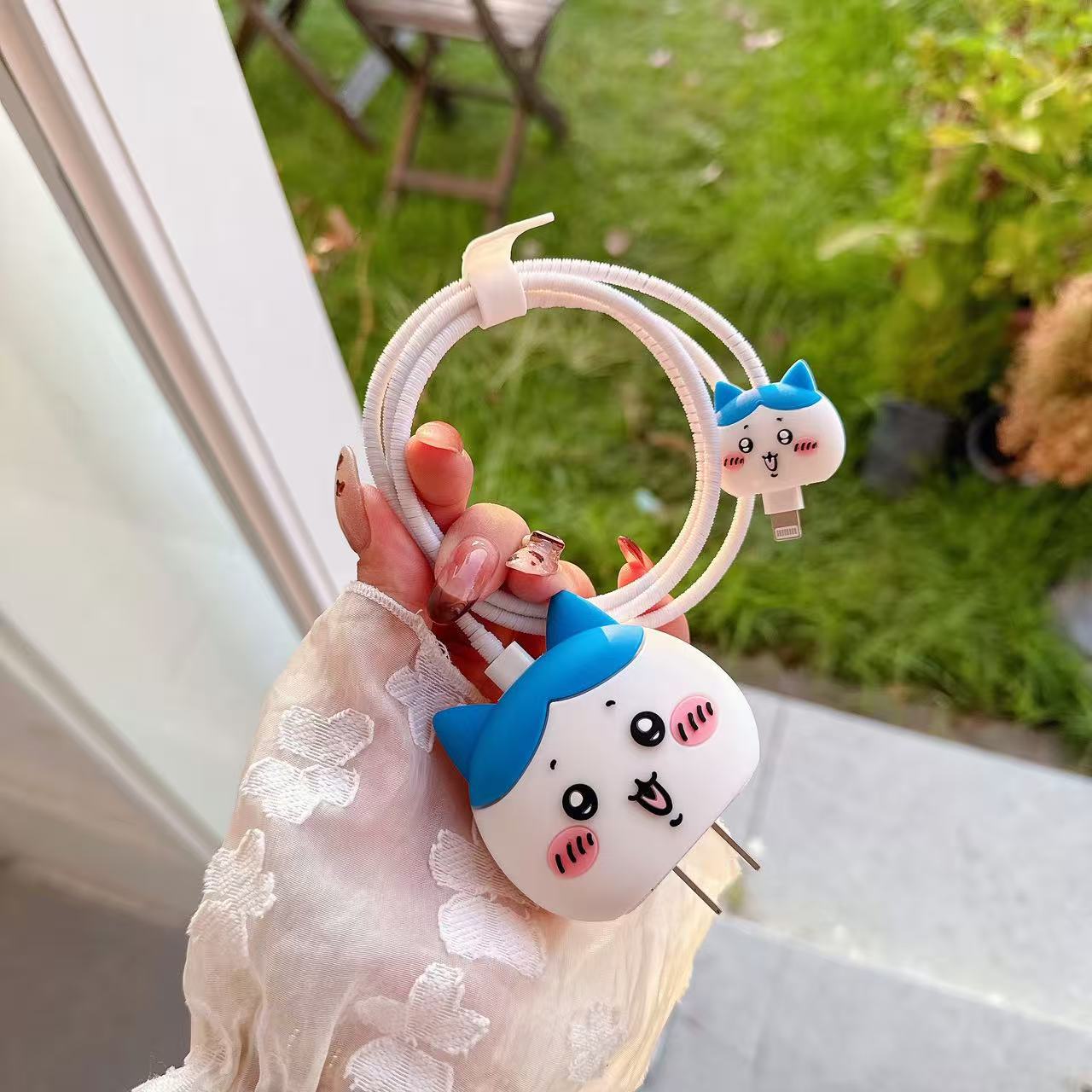 2023 nuevo cargador de dibujos animados cubierta protectora adecuada para Apple carga rápida cabeza 18/20W estándar europeo estándar americano aplicable