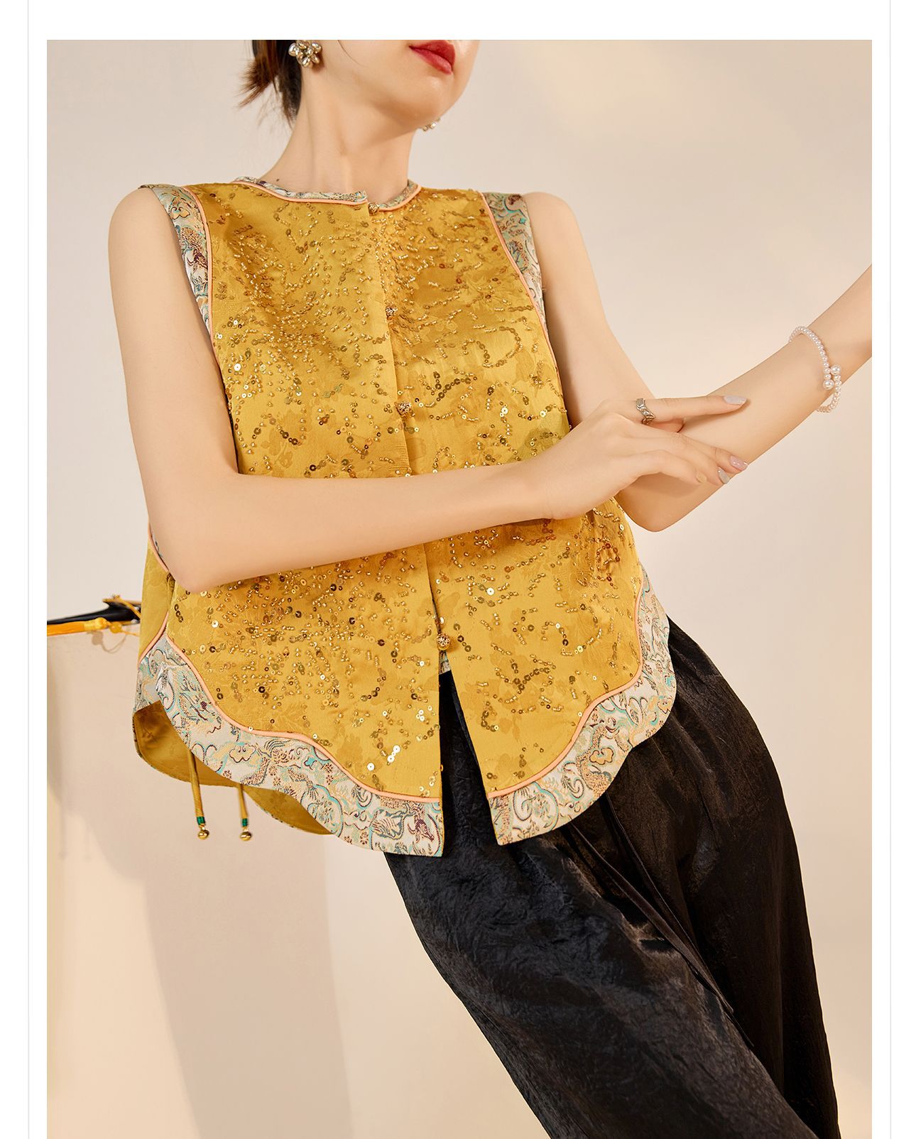 Áo vest gile nữ phong cách retro Tân Trung Hoa, cổ đứng, thêu đính hạt cườm tinh xảo — Vàng chanh chi tiết 12