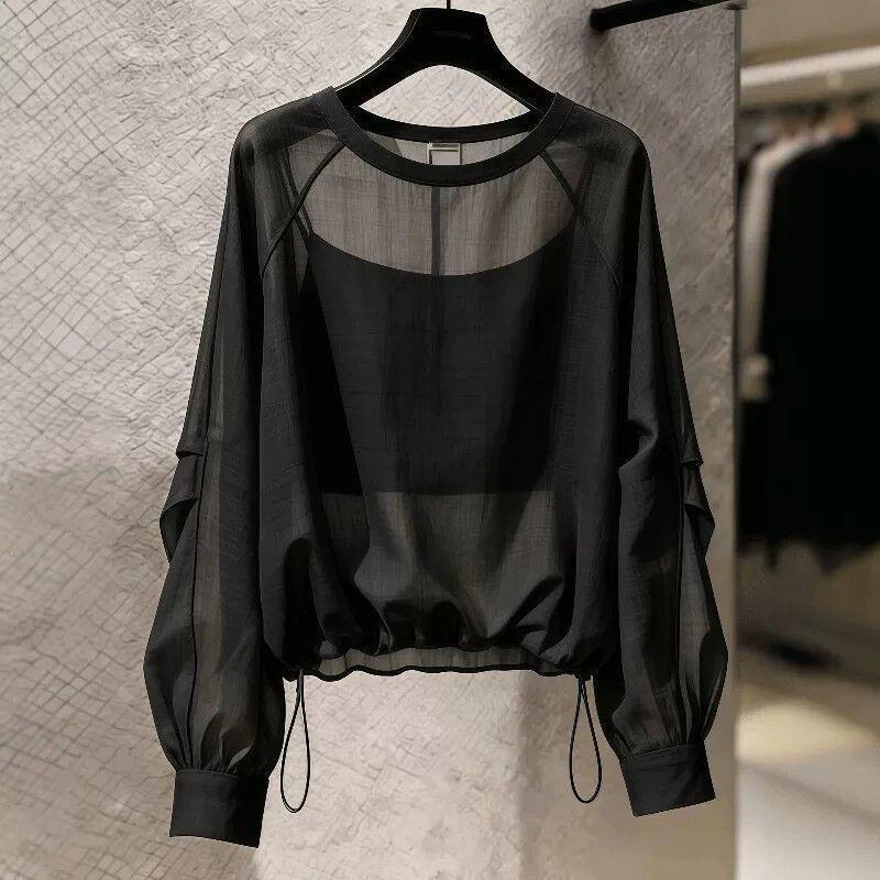 European-style black niche drawstring plus-size women's top, 2026 summer new model, light luxury style, loose and elegant T-shirt European-style black niche drawstring plus-size women's top, 2026 summer new model, light luxury style, loose and elegant T-shirt