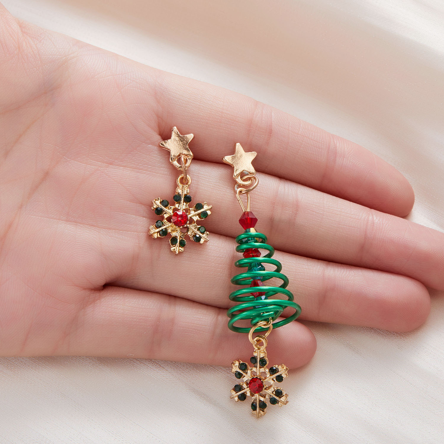 Fashion Christmas Tree Alloy Plating Women's Drop Earrings 1 Pair display picture 5