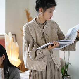 针织马甲女秋季女装新款韩版设计感宽松无袖叠穿圆领毛衣背心