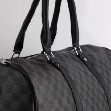 Travel Bag for Women and Men, Large Capacity Black Floral Handbag, Trendy Short-Distance and Long-Distance Business Trip Travel Single-Compartment Crossbody Large Bag