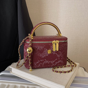 С���L�p�ݳ��������Ůʿ����߼y�μ����С����б��朗l���y��