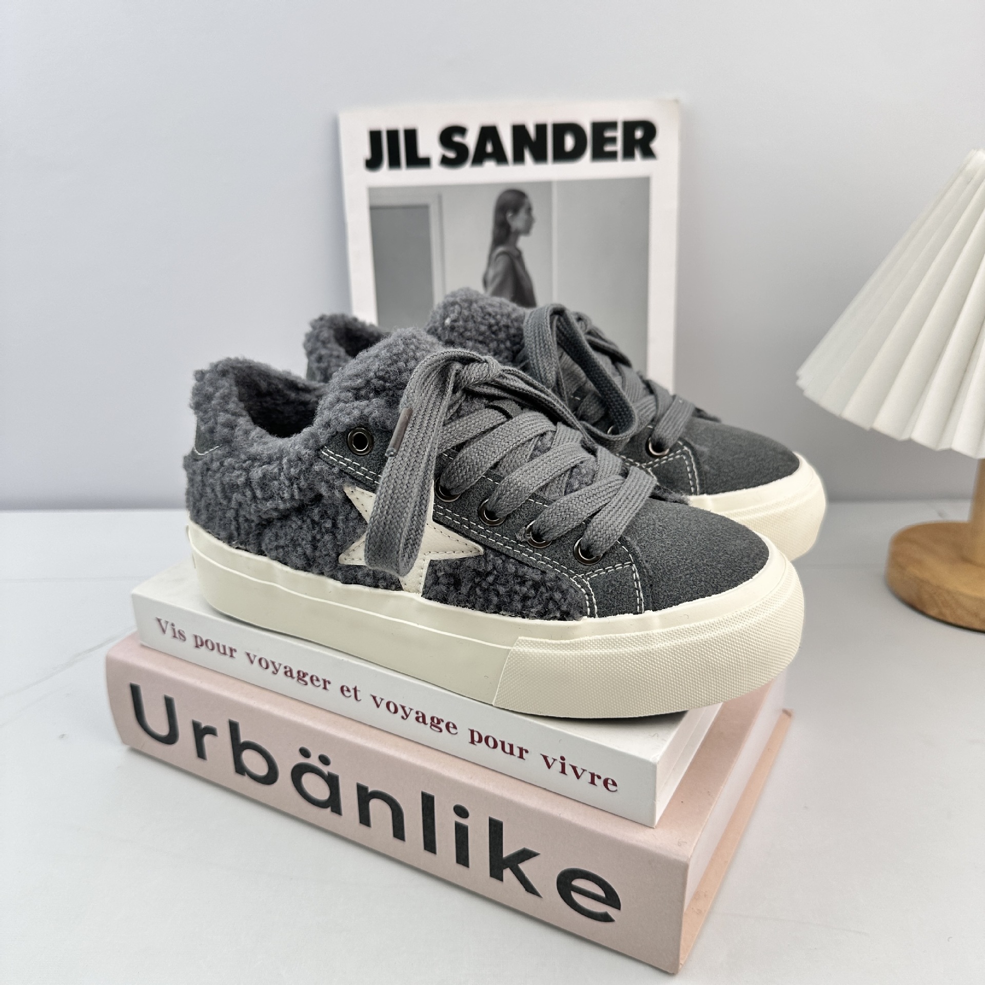 Yuanbo estudiantes lindos zapatos de lona calientes de ternero para mujeres 2025 invierno nuevo estilo coreano de zapatos de skate de ternero