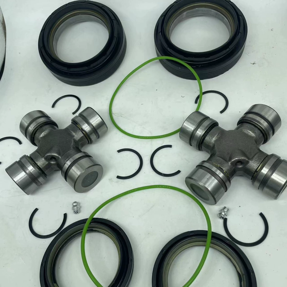 Ford F350 Excursion 1998-2004 2002692 Набор уплотнений и U-образных разъемов для передней оси