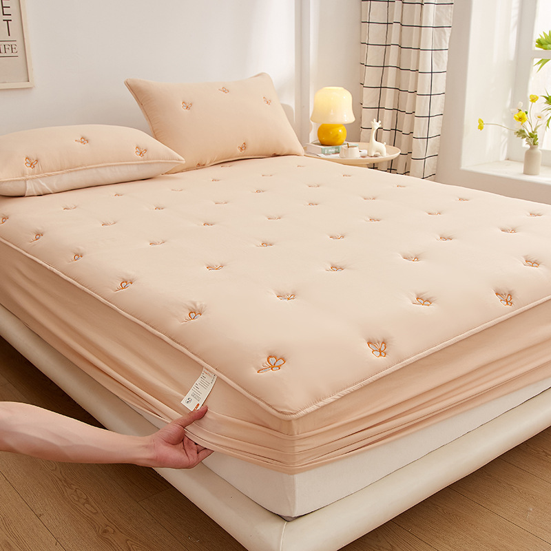2024 nuevo estilo Clase A algodón lavado bordado sábana funda de cama acolchada funda de colchón para el hogar ropa de cama al por mayor