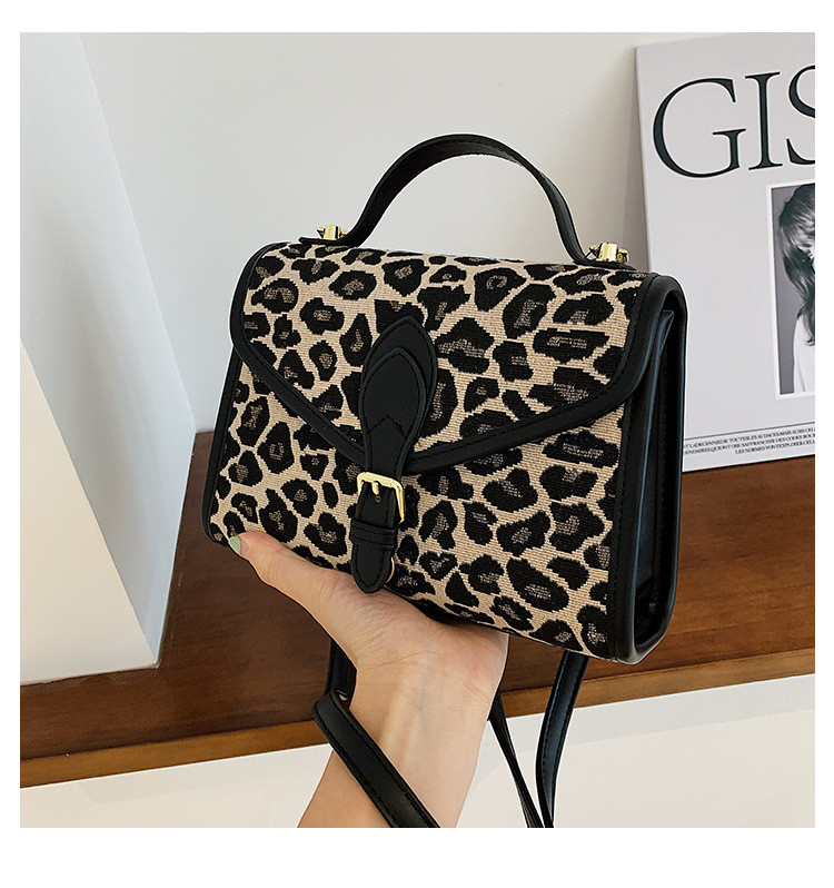 handbags 2021 new trendy fashion leopard print one shoulder messenger bag portable small square bagpicture9