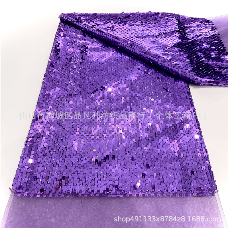 Fabricante nuevo 20 color pequeño rollo largo sequinilla tela de malla ropa de moda decoración de ropa de boda tela