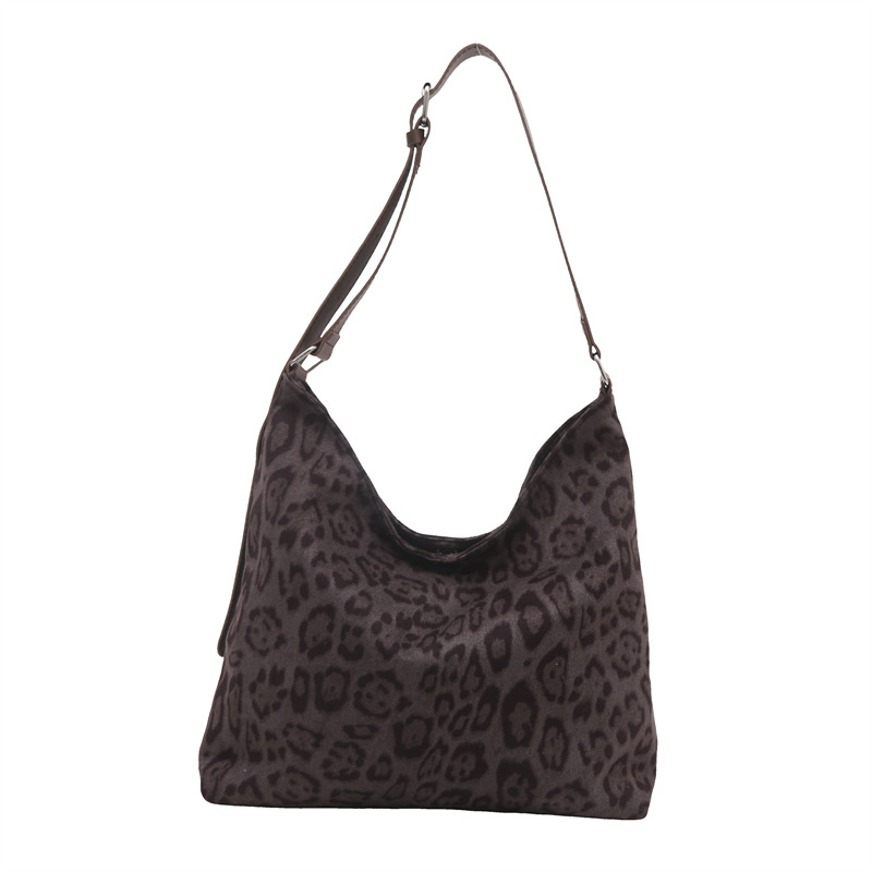 Otoño y invierno populares bolsos de leopardo para mujeres 2024 nueva bolsa de hombro de transporte de gran capacidad ocio tote