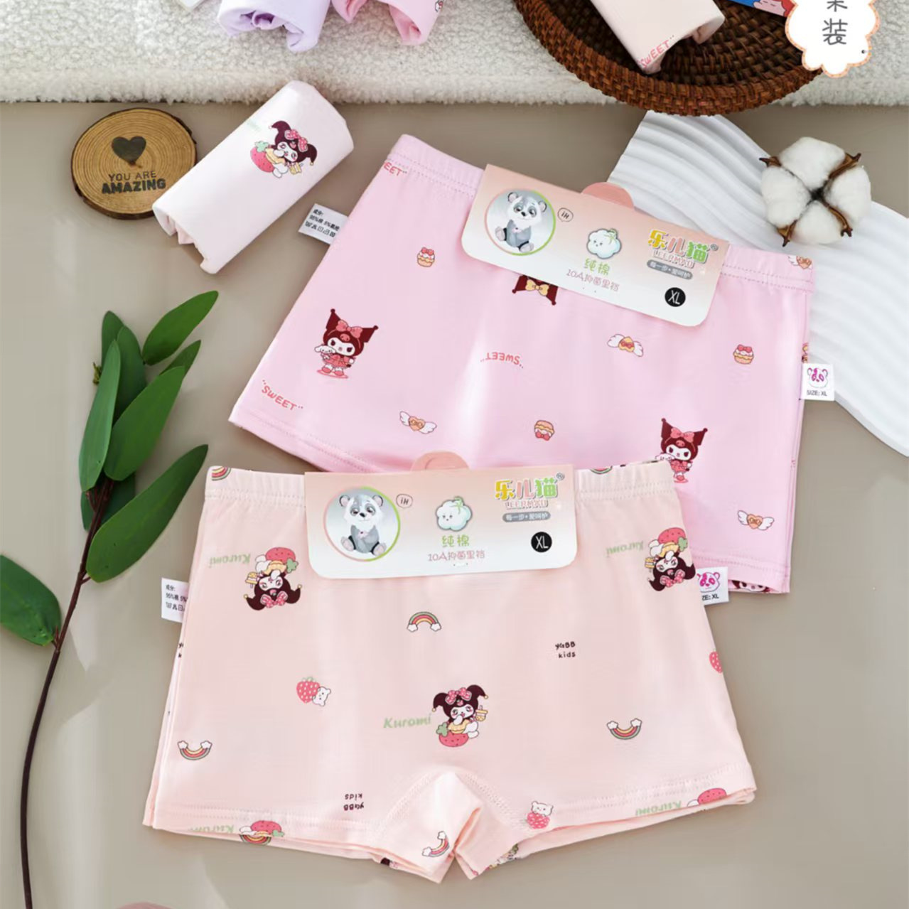 Leermao Girls' Boxer Briefs Pure Cotton Medium and Large Children's Printed Cartoon Skin-Friendly Comfortable Breathable Boxer Briefs Cardboard