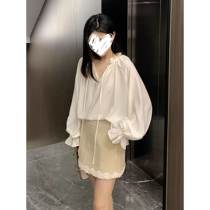 法式温柔风蕾丝V领长袖衬衫叠穿花边马甲a字短裙女2025新款三件套|undefined