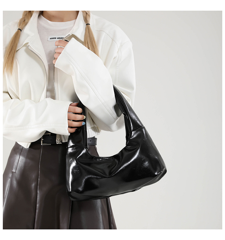 302g Weight Polyester Lining Material Zipper Closure Type Single Shoulder Strap Strap Type Shoulder Bag Bags Type Casual, Daily, Shopping Occasion Pu Leather Material Solid Color, Bow Knot Pattern All Seasons Season Women's Gender Streetwear Style Dumpling Shape Shape Women's Pu Leather Solid Color Bow Knot Streetwear Dumpling Shape Zipper Shoulder Bag 22