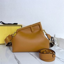 明星同款高颜值夹子包跨境时尚复古单肩斜挎包轻奢腋下女包轻奢潮