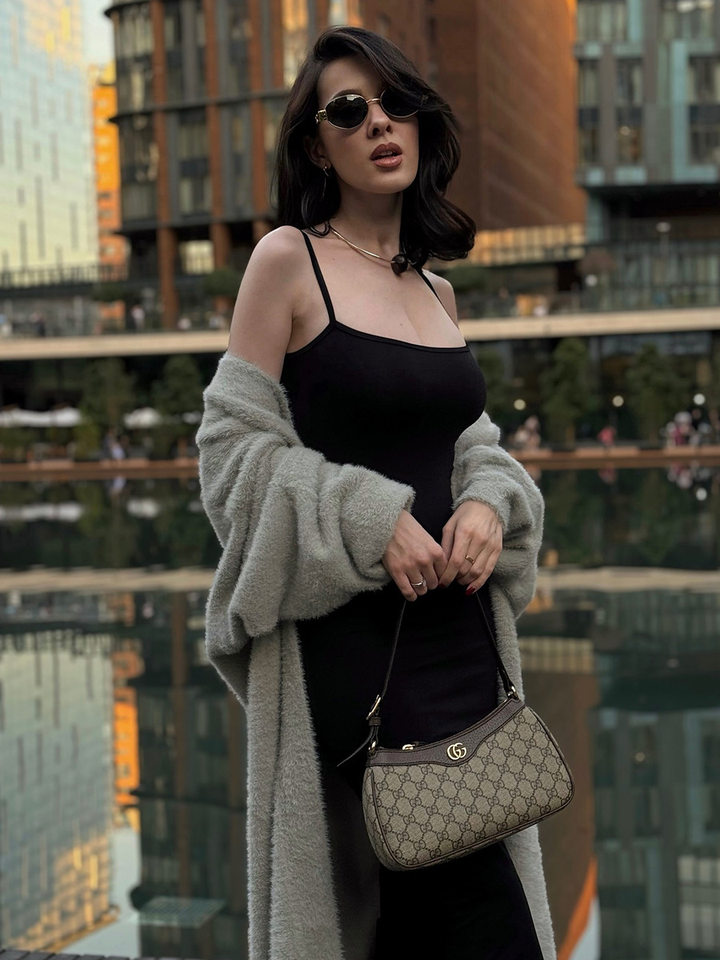 Áo cardigan len lông mềm dáng dài rộng cổ chữ V tay dài — hồng, màu xám, quần kaki chi tiết 51