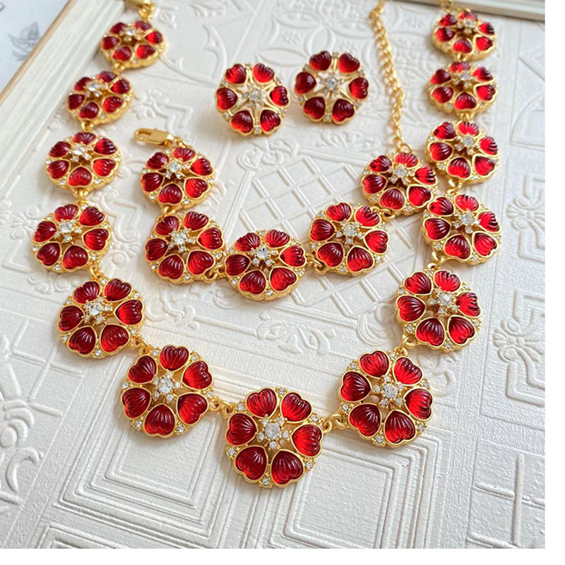 Retro Flower Alloy Plating Rhinestones Womenu0027S Earrings Necklace