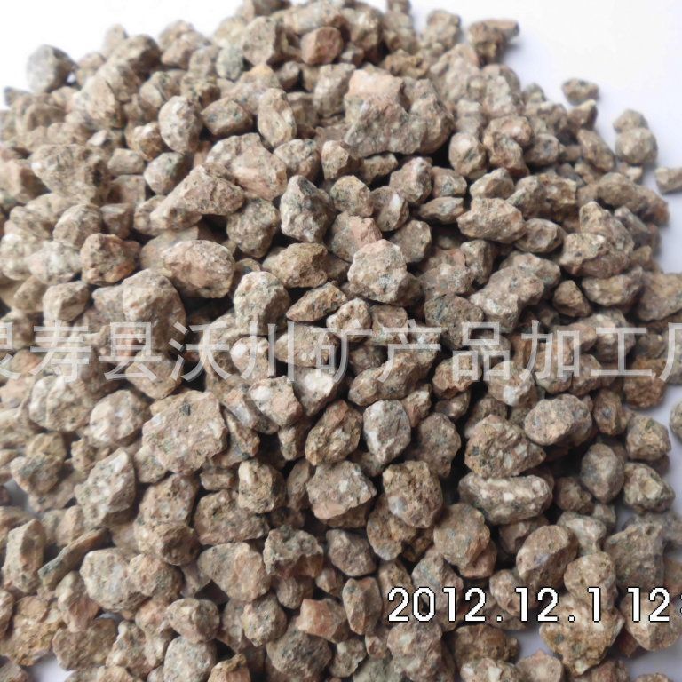 厂家供应麦饭石块 净化水质用 园艺铺面用麦饭石球火山岩大颗粒